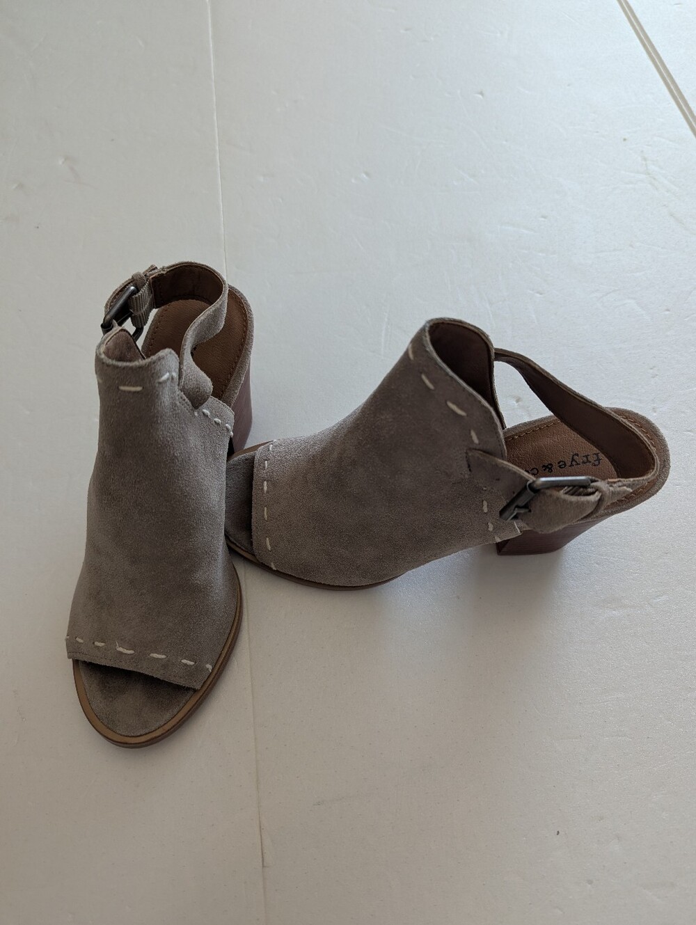 Frye&Co Ash Taupe Suede Slingback Block Heel Sandal View 2